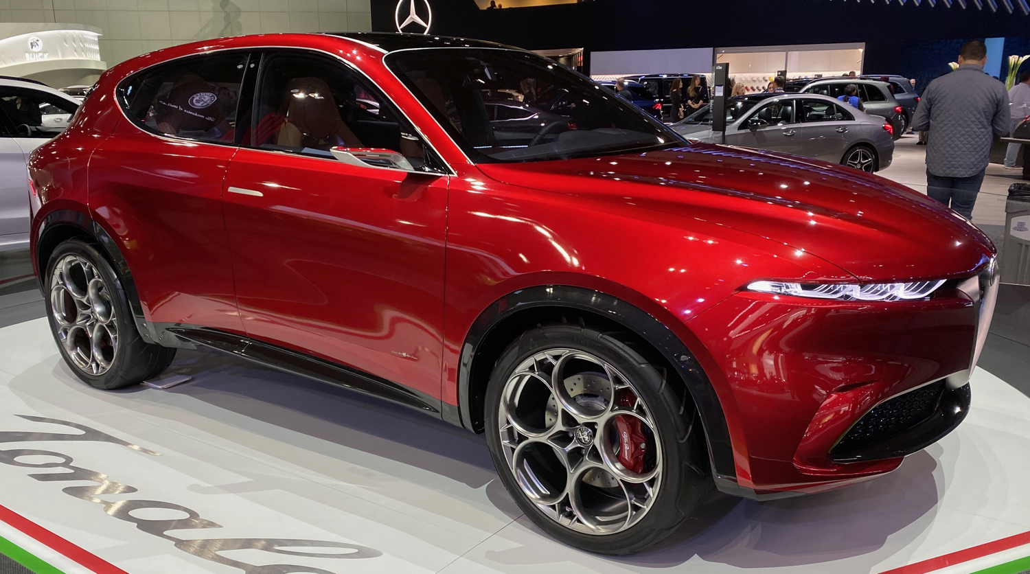 Alfa Romeo Tonale Concept at 2019 LA Auto Show